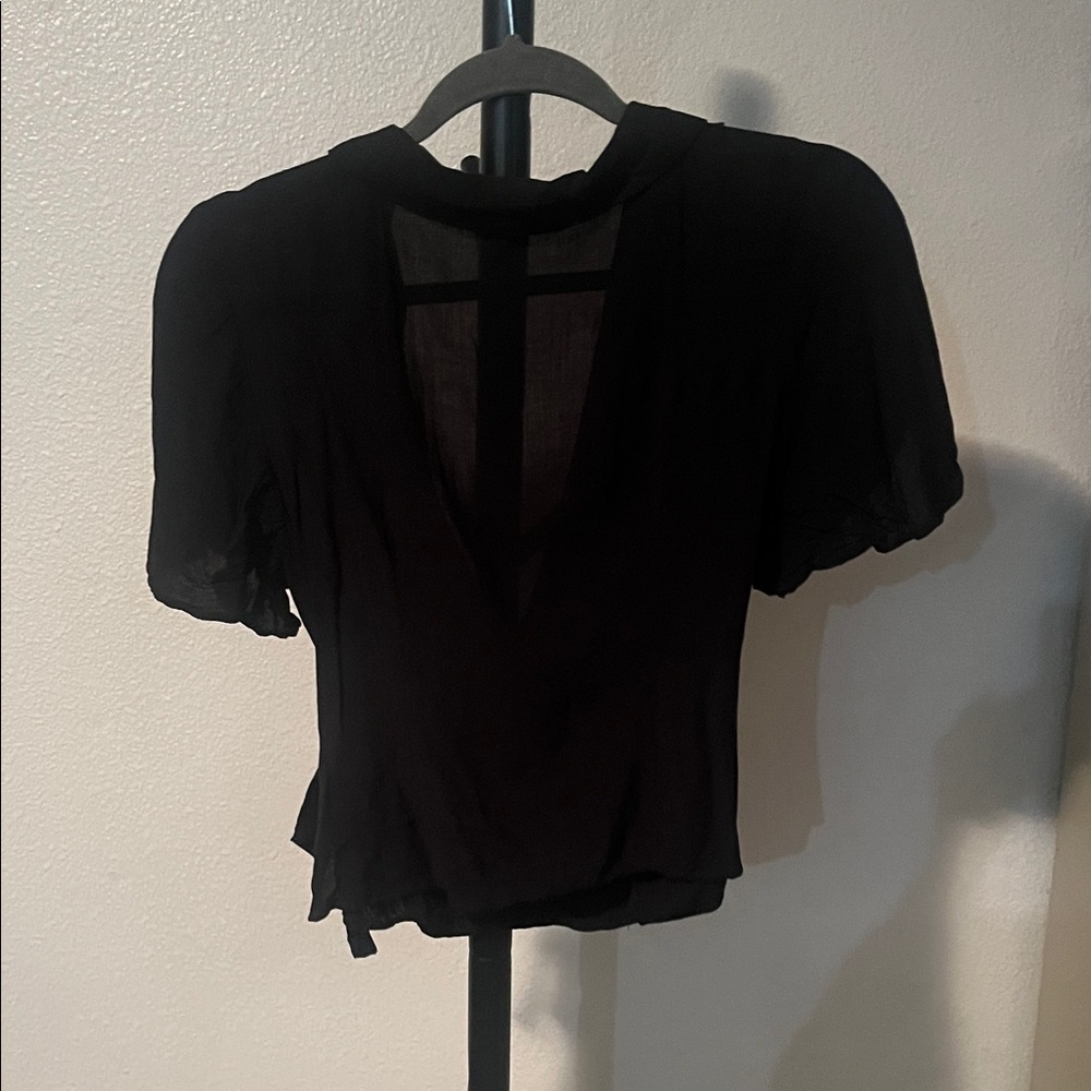 Forever 21 Black Short Sleeve Wrap Blouse - Picture 4 of 4